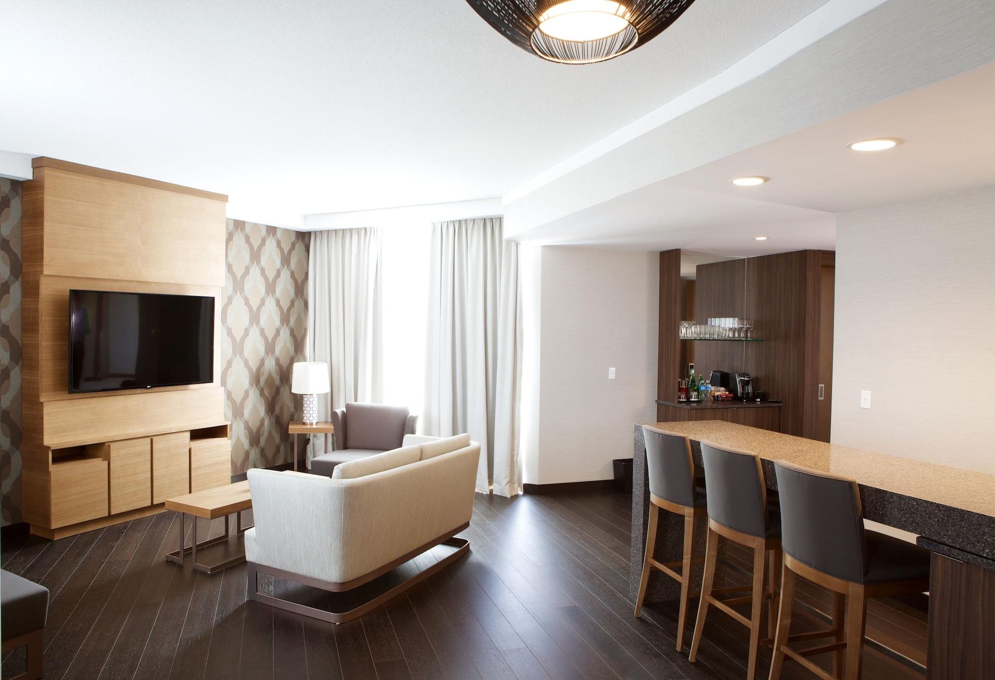Grey Eagle Resort YYC Kültér fotó