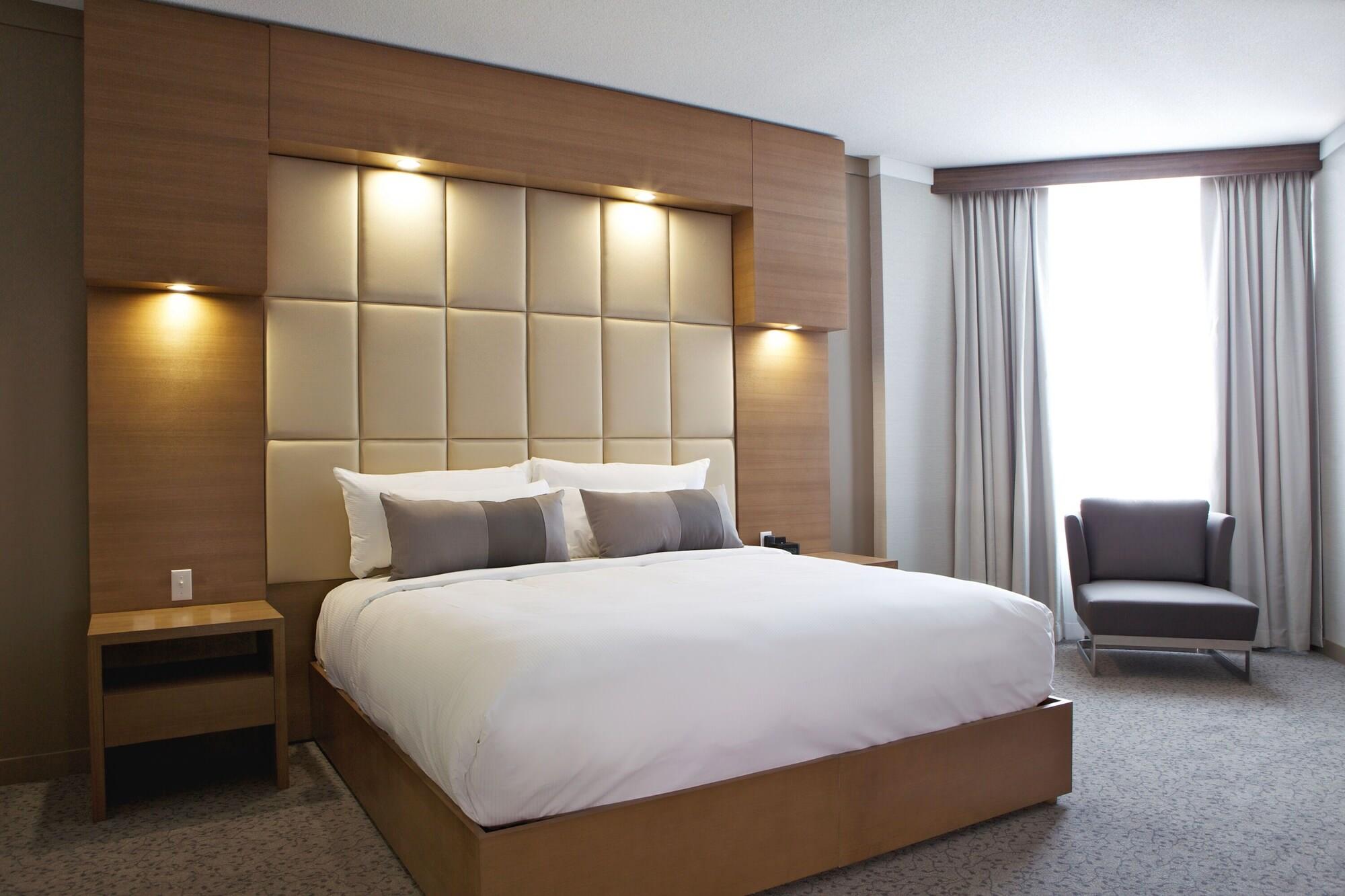 Grey Eagle Resort YYC Kültér fotó